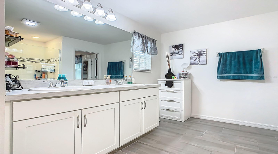 KISSIMMEE, Florida 34746, 3 Bedrooms Bedrooms, ,2 BathroomsBathrooms,Residential,For Sale,WISPY CYPRESS,0,MFRS5131531