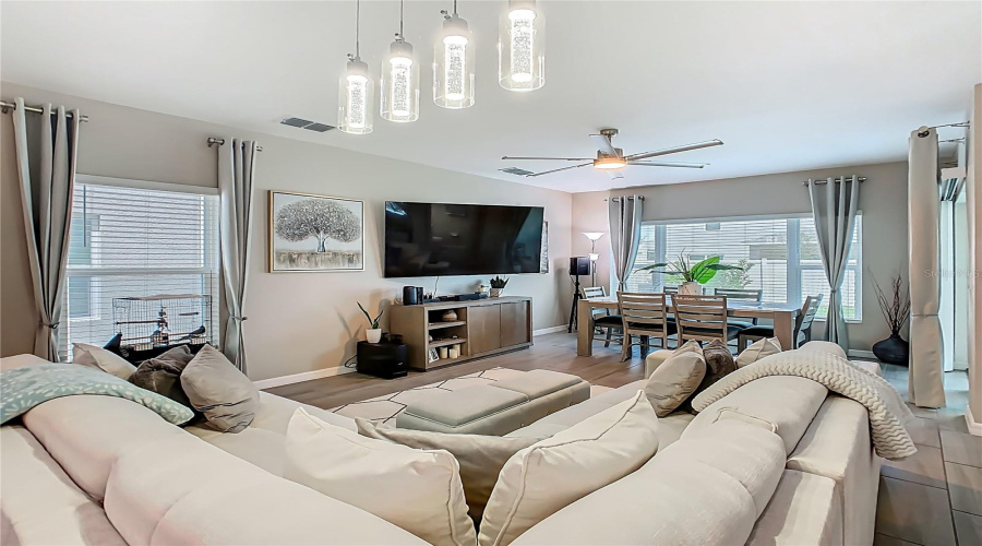 KISSIMMEE, Florida 34746, 3 Bedrooms Bedrooms, ,2 BathroomsBathrooms,Residential,For Sale,WISPY CYPRESS,0,MFRS5131531