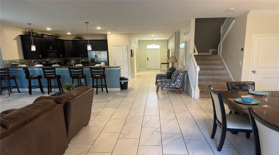 DAVENPORT, Florida 33896, 8 Bedrooms Bedrooms, ,5 BathroomsBathrooms,Residential,For Sale,SCRAMBLE,0,MFRS5119503