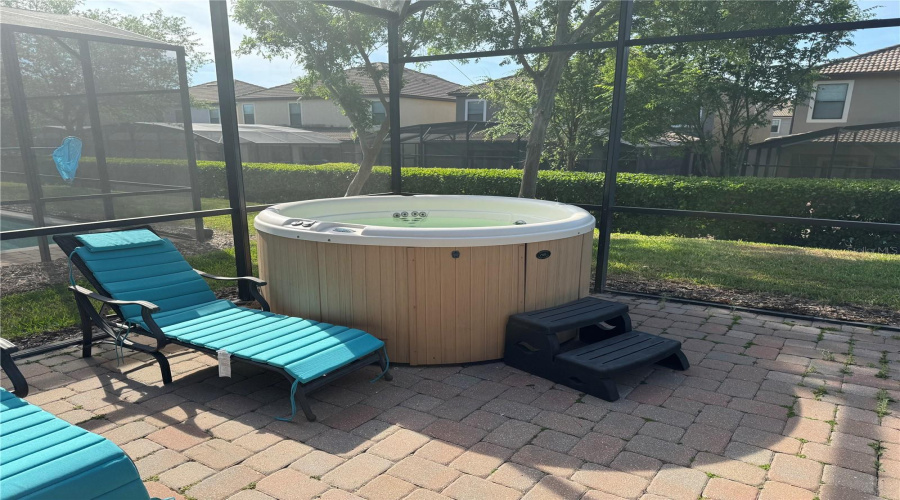 DAVENPORT, Florida 33896, 8 Bedrooms Bedrooms, ,5 BathroomsBathrooms,Residential,For Sale,SCRAMBLE,0,MFRS5119503
