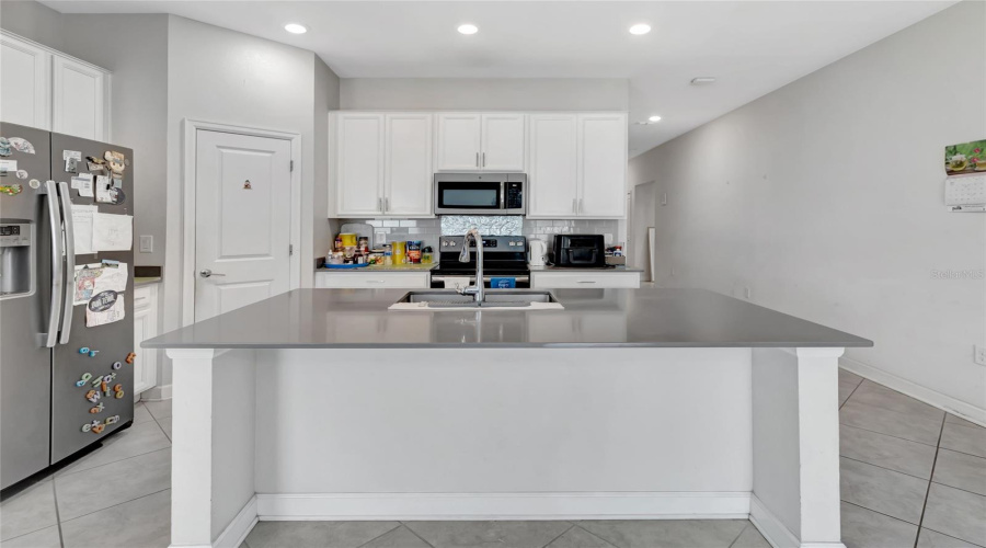DAVENPORT, Florida 33837, 3 Bedrooms Bedrooms, ,2 BathroomsBathrooms,Residential,For Sale,TAFT,0,MFRG5100087