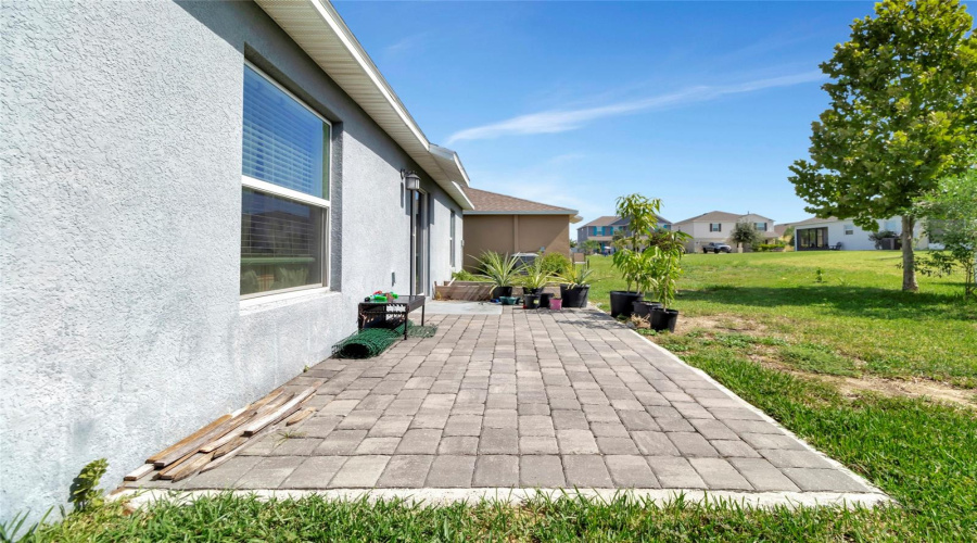 DAVENPORT, Florida 33837, 3 Bedrooms Bedrooms, ,2 BathroomsBathrooms,Residential,For Sale,TAFT,0,MFRG5100087