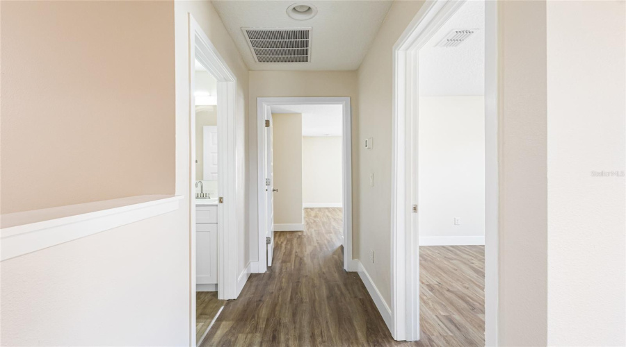 KISSIMMEE, Florida 34746, 4 Bedrooms Bedrooms, ,2 BathroomsBathrooms,Residential,For Sale,SUMMER FLOWERS,0,MFRO6330662