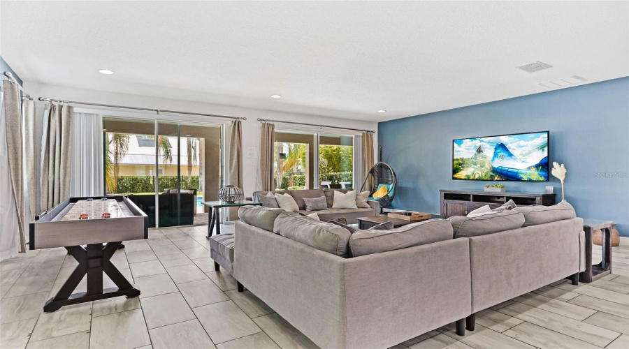 KISSIMMEE, Florida 34747, 9 Bedrooms Bedrooms, ,8 BathroomsBathrooms,Residential,For Sale,CLAWSON,0,MFRO6330593