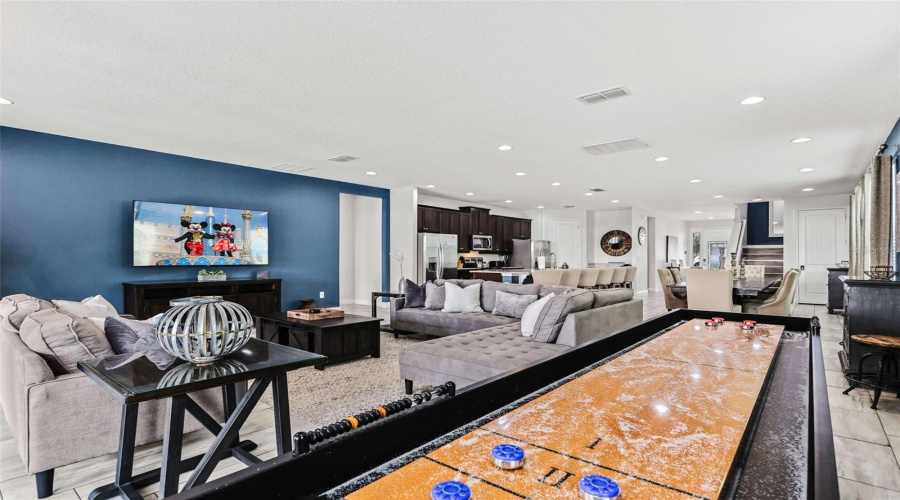 KISSIMMEE, Florida 34747, 9 Bedrooms Bedrooms, ,8 BathroomsBathrooms,Residential,For Sale,CLAWSON,0,MFRO6330593