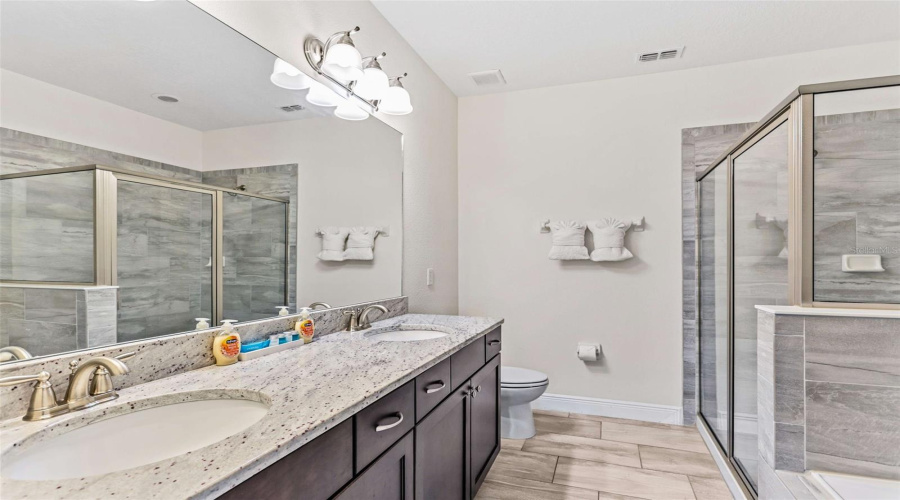 KISSIMMEE, Florida 34747, 9 Bedrooms Bedrooms, ,8 BathroomsBathrooms,Residential,For Sale,CLAWSON,0,MFRO6330593