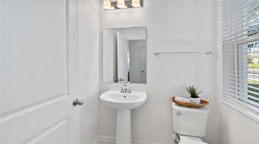 DAVENPORT, Florida 33896, 3 Bedrooms Bedrooms, ,2 BathroomsBathrooms,Residential,For Sale,NORLEY,0,MFRO6330092