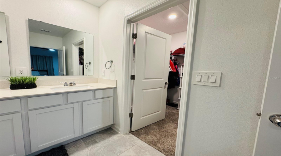 KISSIMMEE, Florida 34746, 3 Bedrooms Bedrooms, ,2 BathroomsBathrooms,Residential,For Sale,TWISTED TWIG,0,MFRO6322472