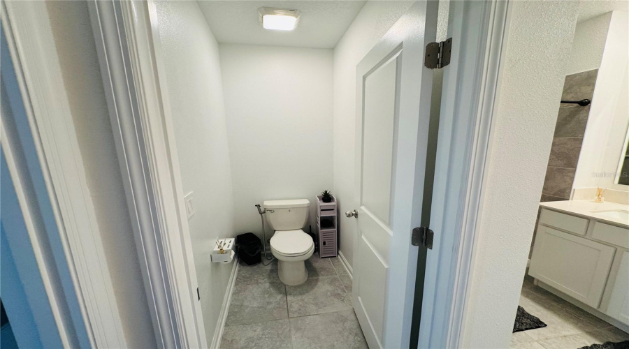 KISSIMMEE, Florida 34746, 3 Bedrooms Bedrooms, ,2 BathroomsBathrooms,Residential,For Sale,TWISTED TWIG,0,MFRO6322472