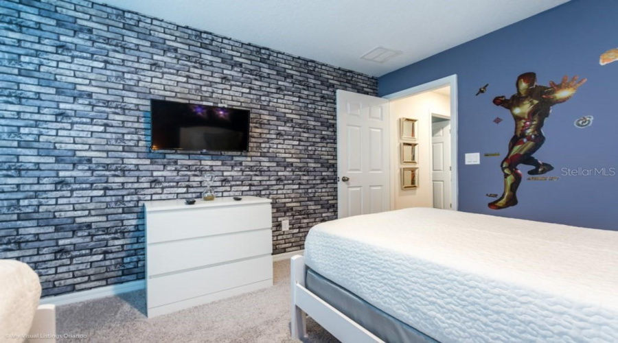 KISSIMMEE, Florida 34747, 5 Bedrooms Bedrooms, ,4 BathroomsBathrooms,Residential,For Sale,CAREY PALM,0,MFRO6330330