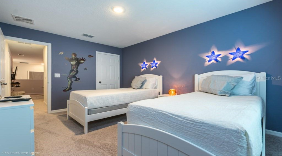 KISSIMMEE, Florida 34747, 5 Bedrooms Bedrooms, ,4 BathroomsBathrooms,Residential,For Sale,CAREY PALM,0,MFRO6330330