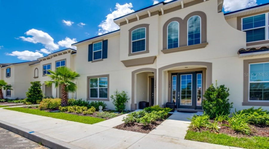 KISSIMMEE, Florida 34747, 5 Bedrooms Bedrooms, ,4 BathroomsBathrooms,Residential,For Sale,CAREY PALM,0,MFRO6330330