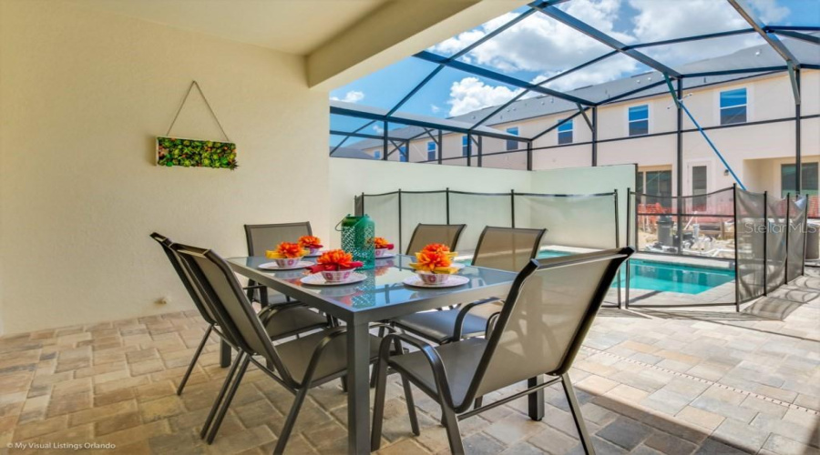 KISSIMMEE, Florida 34747, 5 Bedrooms Bedrooms, ,4 BathroomsBathrooms,Residential,For Sale,CAREY PALM,0,MFRO6330330