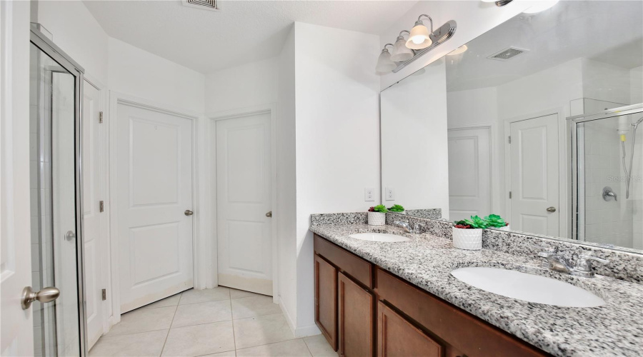 DAVENPORT, Florida 33837, 4 Bedrooms Bedrooms, ,2 BathroomsBathrooms,Residential,For Sale,TAFT,0,MFRO6327270