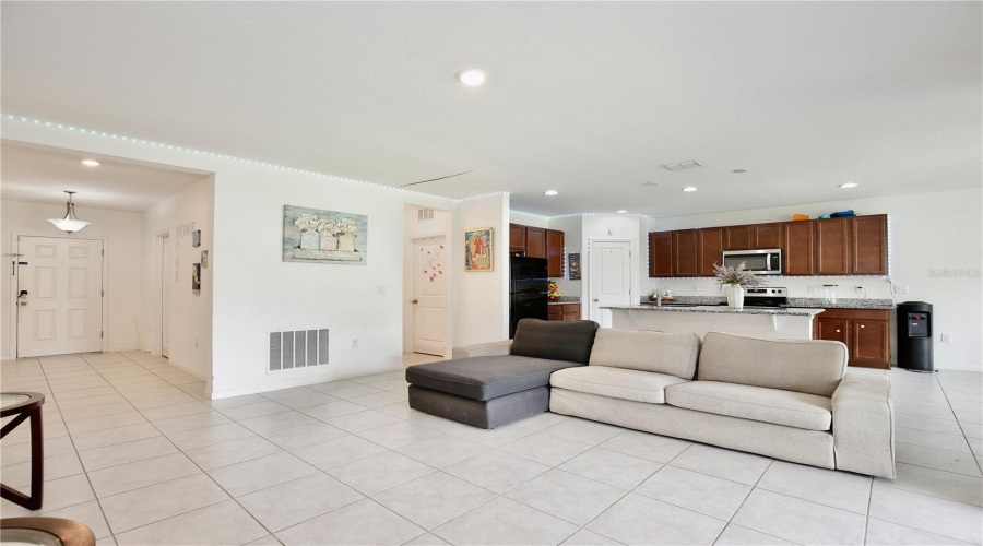 DAVENPORT, Florida 33837, 4 Bedrooms Bedrooms, ,2 BathroomsBathrooms,Residential,For Sale,TAFT,0,MFRO6327270