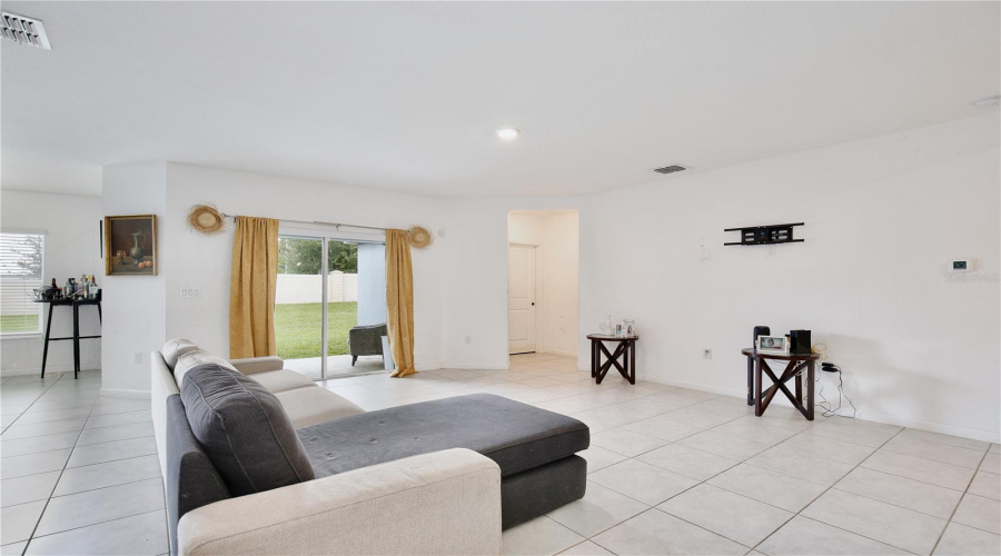 DAVENPORT, Florida 33837, 4 Bedrooms Bedrooms, ,2 BathroomsBathrooms,Residential,For Sale,TAFT,0,MFRO6327270