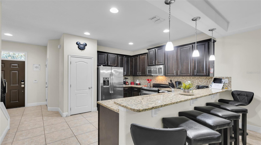 DAVENPORT, Florida 33896, 3 Bedrooms Bedrooms, ,2 BathroomsBathrooms,Residential,For Sale,ROSEVILLE,0,MFRS5131620