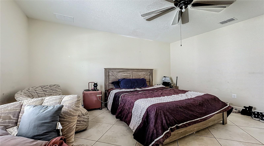 DAVENPORT, Florida 33896, 5 Bedrooms Bedrooms, ,3 BathroomsBathrooms,Residential,For Sale,SEA PINES,0,MFRO6328857