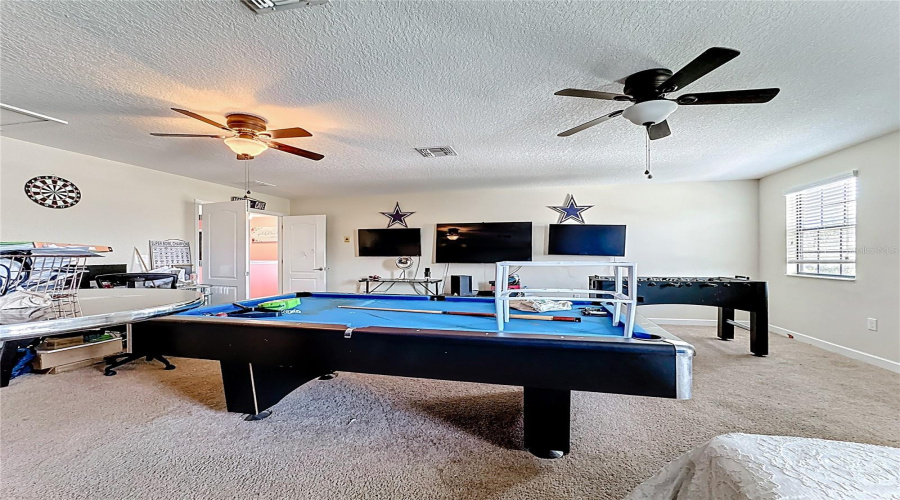DAVENPORT, Florida 33896, 5 Bedrooms Bedrooms, ,3 BathroomsBathrooms,Residential,For Sale,SEA PINES,0,MFRO6328857