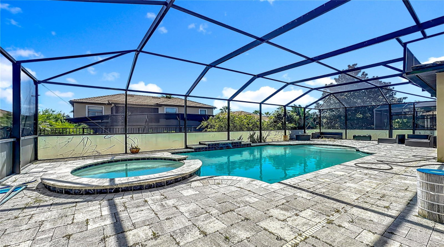 DAVENPORT, Florida 33896, 5 Bedrooms Bedrooms, ,3 BathroomsBathrooms,Residential,For Sale,SEA PINES,0,MFRO6328857