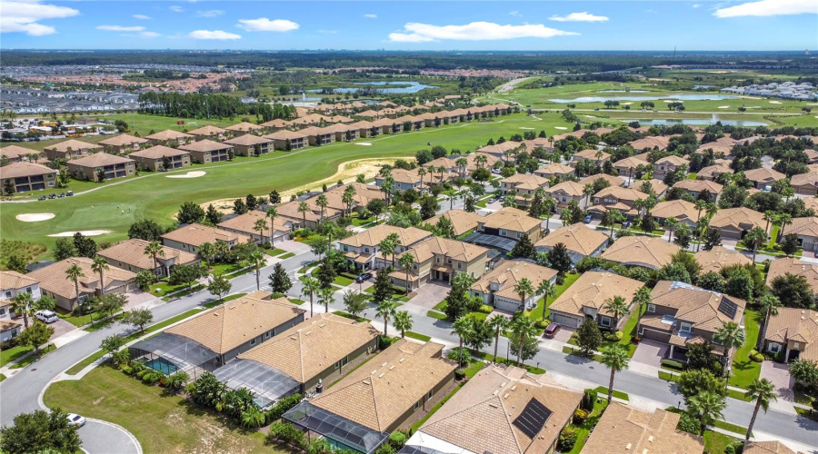 DAVENPORT, Florida 33896, 5 Bedrooms Bedrooms, ,3 BathroomsBathrooms,Residential,For Sale,SEA PINES,0,MFRO6328857