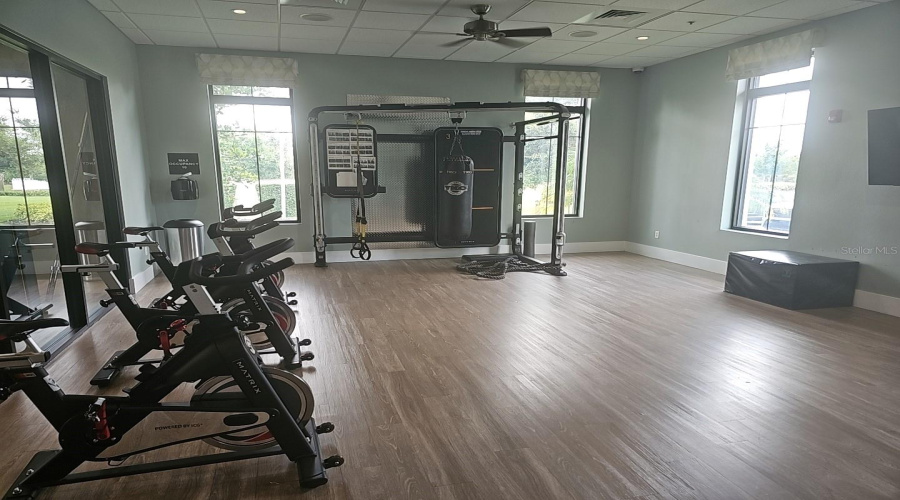 DAVENPORT, Florida 33896, 5 Bedrooms Bedrooms, ,3 BathroomsBathrooms,Residential,For Sale,SEA PINES,0,MFRO6328857