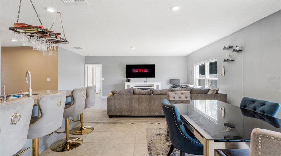 DAVENPORT, Florida 33837, 4 Bedrooms Bedrooms, ,2 BathroomsBathrooms,Residential,For Sale,FIDDLEWOOD,0,MFRO6330923