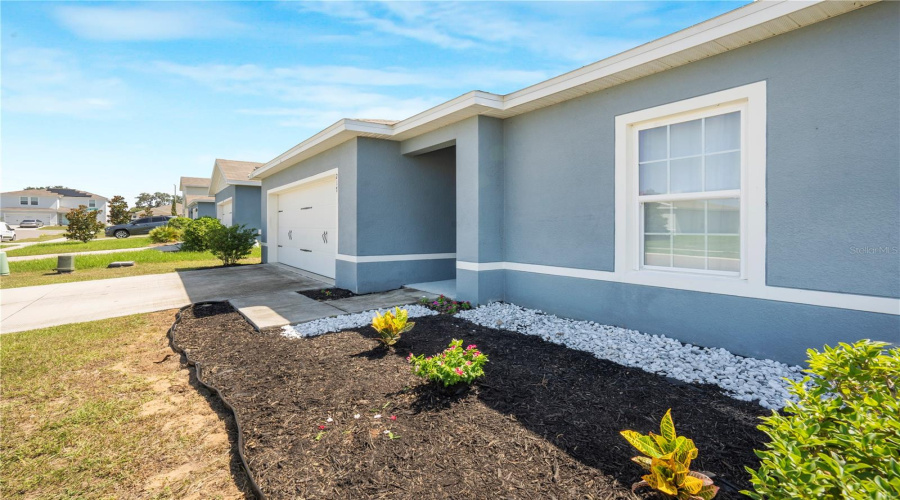 DAVENPORT, Florida 33837, 4 Bedrooms Bedrooms, ,2 BathroomsBathrooms,Residential,For Sale,FIDDLEWOOD,0,MFRO6330923