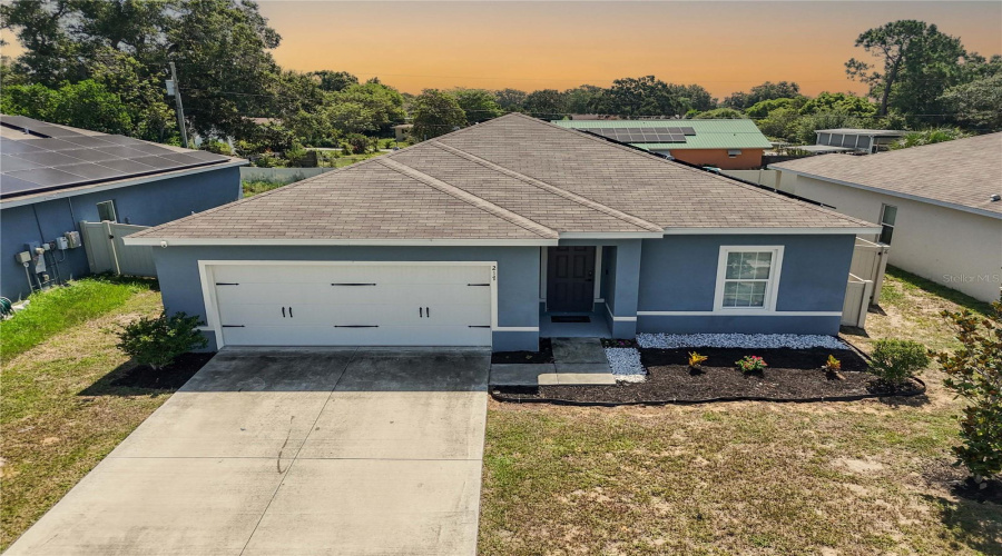 DAVENPORT, Florida 33837, 4 Bedrooms Bedrooms, ,2 BathroomsBathrooms,Residential,For Sale,FIDDLEWOOD,0,MFRO6330923