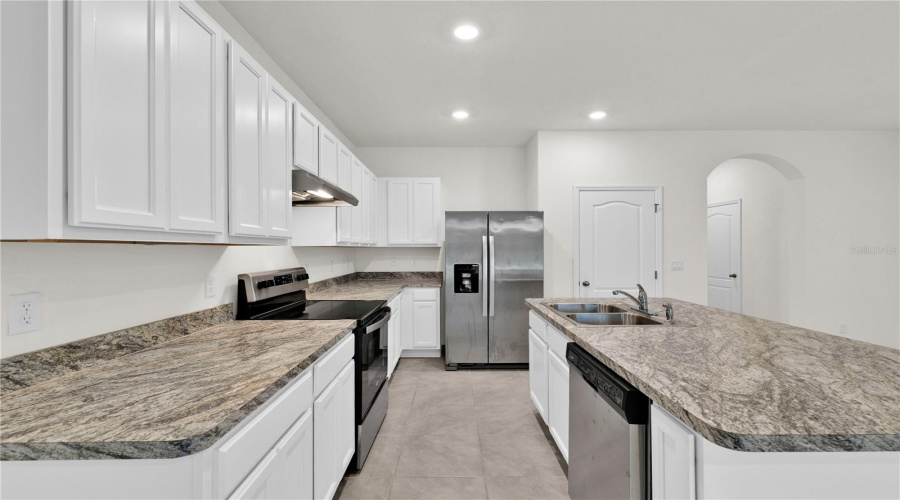DAVENPORT, Florida 33837, 3 Bedrooms Bedrooms, ,2 BathroomsBathrooms,Residential,For Sale,YELLOW FINCH,0,MFRO6331111