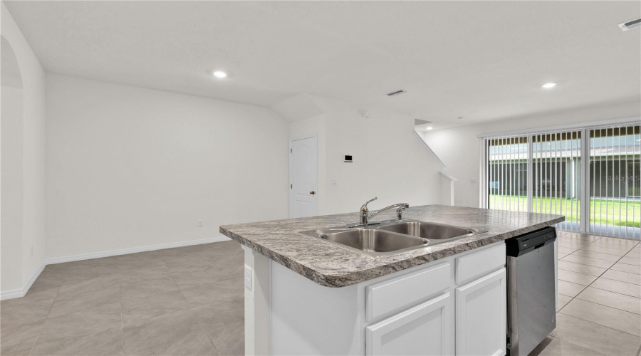 DAVENPORT, Florida 33837, 3 Bedrooms Bedrooms, ,2 BathroomsBathrooms,Residential,For Sale,YELLOW FINCH,0,MFRO6331111