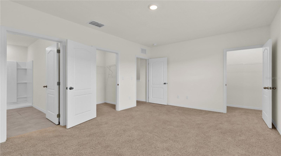 DAVENPORT, Florida 33837, 3 Bedrooms Bedrooms, ,2 BathroomsBathrooms,Residential,For Sale,YELLOW FINCH,0,MFRO6331111
