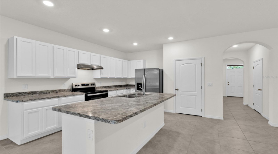 DAVENPORT, Florida 33837, 3 Bedrooms Bedrooms, ,2 BathroomsBathrooms,Residential,For Sale,YELLOW FINCH,0,MFRO6331111