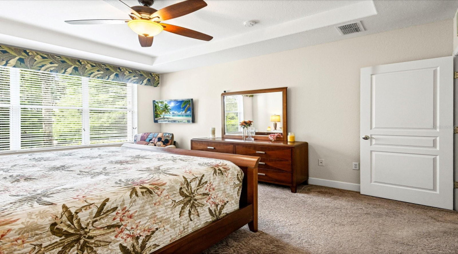 DAVENPORT, Florida 33896, 3 Bedrooms Bedrooms, ,2 BathroomsBathrooms,Residential,For Sale,RIVERDALE,0,MFRO6329992