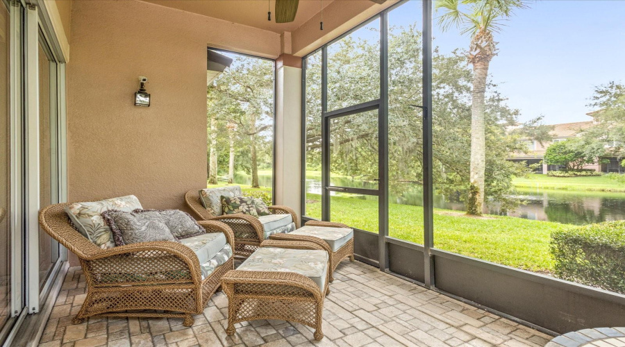 DAVENPORT, Florida 33896, 3 Bedrooms Bedrooms, ,2 BathroomsBathrooms,Residential,For Sale,RIVERDALE,0,MFRO6329992