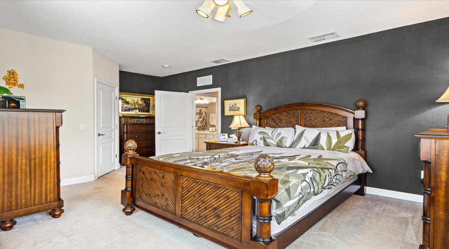 DAVENPORT, Florida 33896, 3 Bedrooms Bedrooms, ,2 BathroomsBathrooms,Residential,For Sale,RIVERDALE,0,MFRO6329992