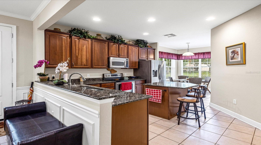 DAVENPORT, Florida 33896, 3 Bedrooms Bedrooms, ,2 BathroomsBathrooms,Residential,For Sale,RIVERDALE,0,MFRO6329992