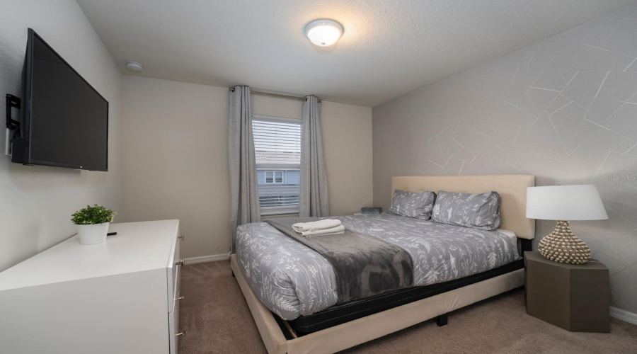 DAVENPORT, Florida 33897, 3 Bedrooms Bedrooms, ,4 BathroomsBathrooms,Residential,For Sale,JETTY,0,MFRO6331094