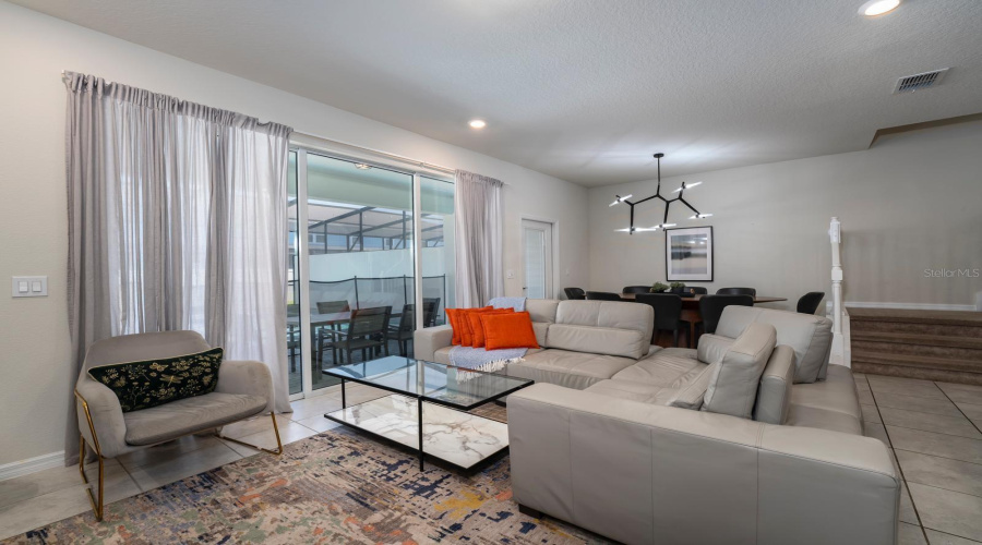 DAVENPORT, Florida 33897, 3 Bedrooms Bedrooms, ,4 BathroomsBathrooms,Residential,For Sale,JETTY,0,MFRO6331094