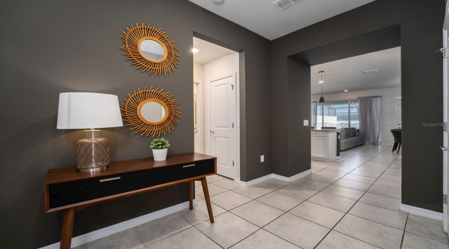 DAVENPORT, Florida 33897, 3 Bedrooms Bedrooms, ,4 BathroomsBathrooms,Residential,For Sale,JETTY,0,MFRO6331094