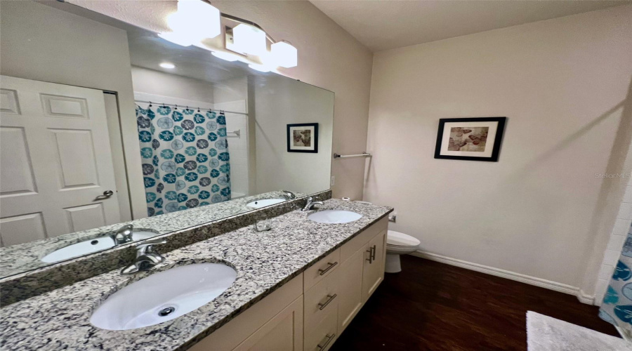 KISSIMMEE, Florida 34746, 3 Bedrooms Bedrooms, ,2 BathroomsBathrooms,Residential,For Sale,EDENSHIRE,0,MFRO6331083
