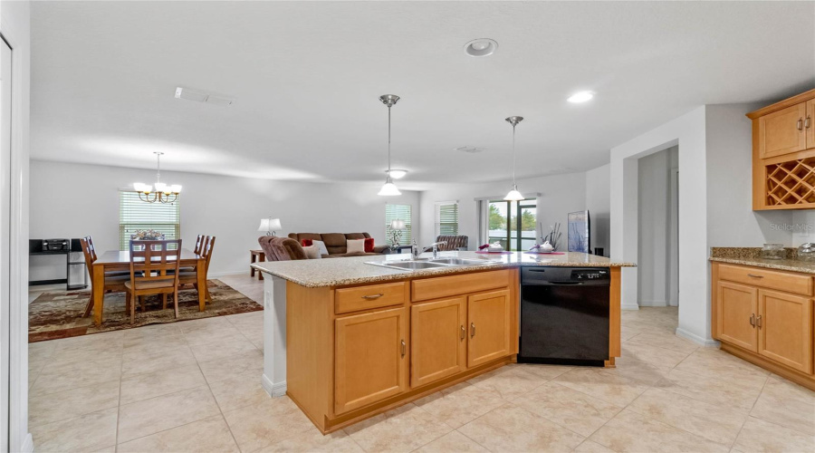 KISSIMMEE, Florida 34746, 4 Bedrooms Bedrooms, ,2 BathroomsBathrooms,Residential,For Sale,EMERALD GREEN,0,MFRO6281425