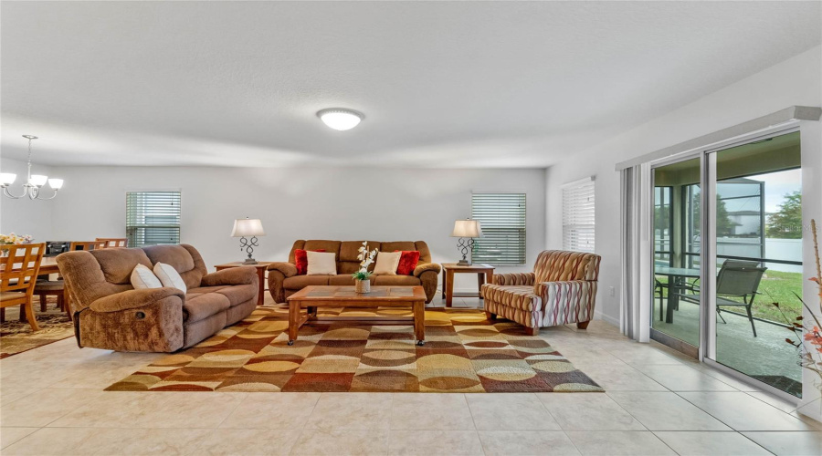 KISSIMMEE, Florida 34746, 4 Bedrooms Bedrooms, ,2 BathroomsBathrooms,Residential,For Sale,EMERALD GREEN,0,MFRO6281425