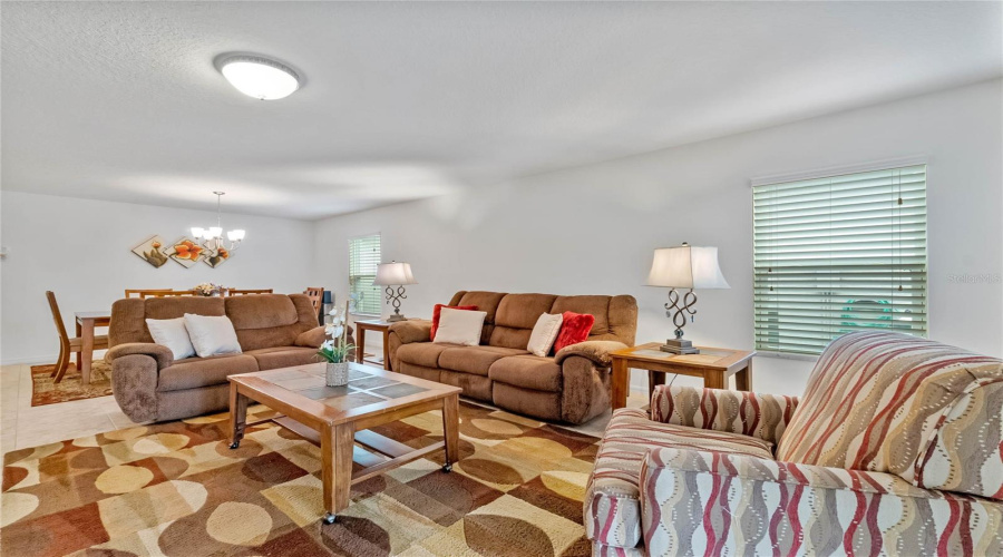 KISSIMMEE, Florida 34746, 4 Bedrooms Bedrooms, ,2 BathroomsBathrooms,Residential,For Sale,EMERALD GREEN,0,MFRO6281425