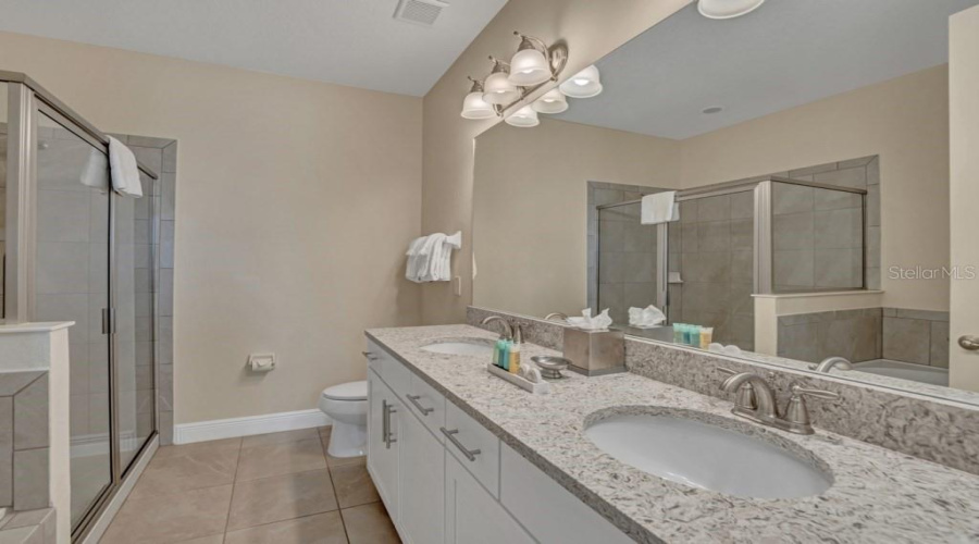 KISSIMMEE, Florida 34747, 8 Bedrooms Bedrooms, ,8 BathroomsBathrooms,Residential,For Sale,FAIRFAX,0,MFRO6331363