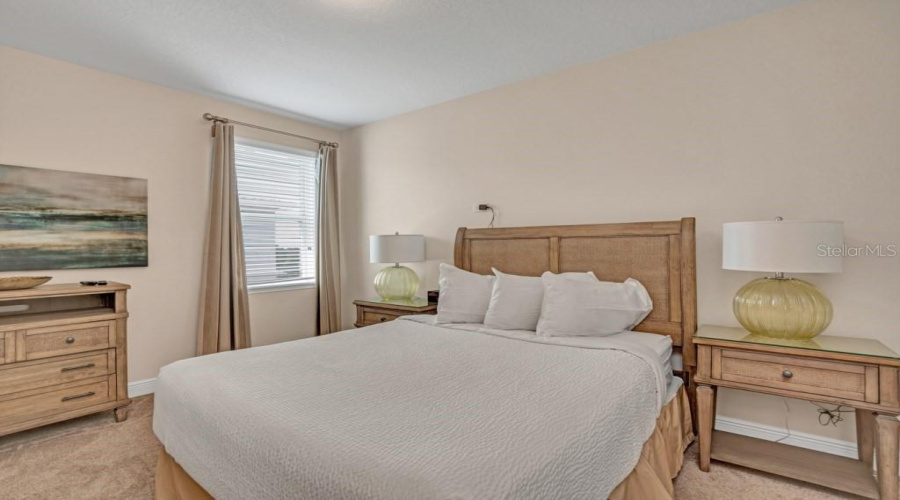 KISSIMMEE, Florida 34747, 8 Bedrooms Bedrooms, ,8 BathroomsBathrooms,Residential,For Sale,FAIRFAX,0,MFRO6331363