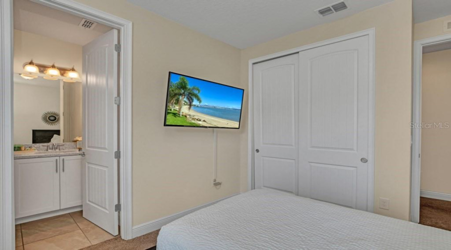 KISSIMMEE, Florida 34747, 8 Bedrooms Bedrooms, ,8 BathroomsBathrooms,Residential,For Sale,FAIRFAX,0,MFRO6331363