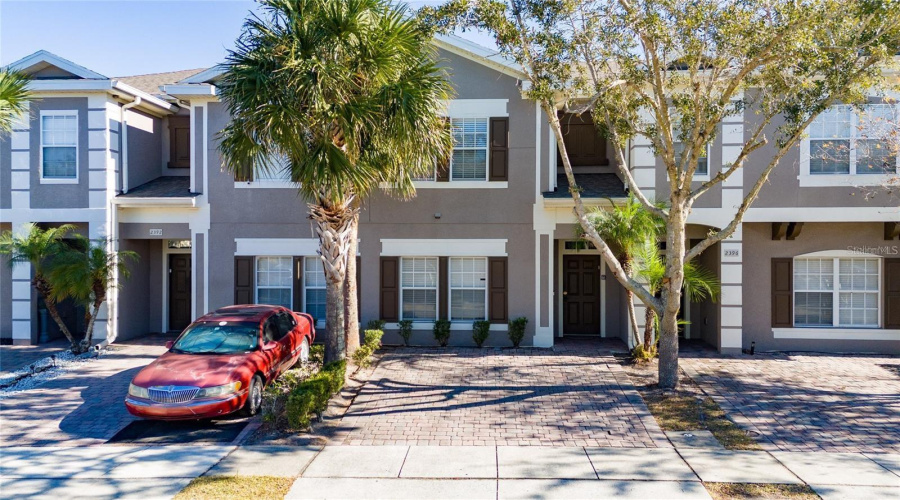 KISSIMMEE, Florida 34746, 4 Bedrooms Bedrooms, ,3 BathroomsBathrooms,Residential,For Sale,CARAVELLE CIR,0,MFRO6331370