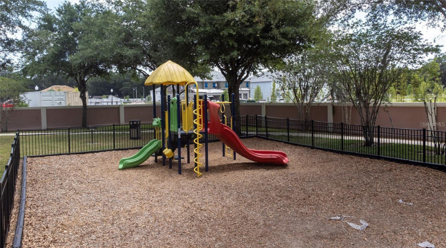KISSIMMEE, Florida 34746, 4 Bedrooms Bedrooms, ,3 BathroomsBathrooms,Residential,For Sale,CARAVELLE CIR,0,MFRO6331370