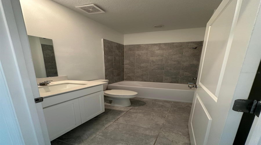 Second bathroom.